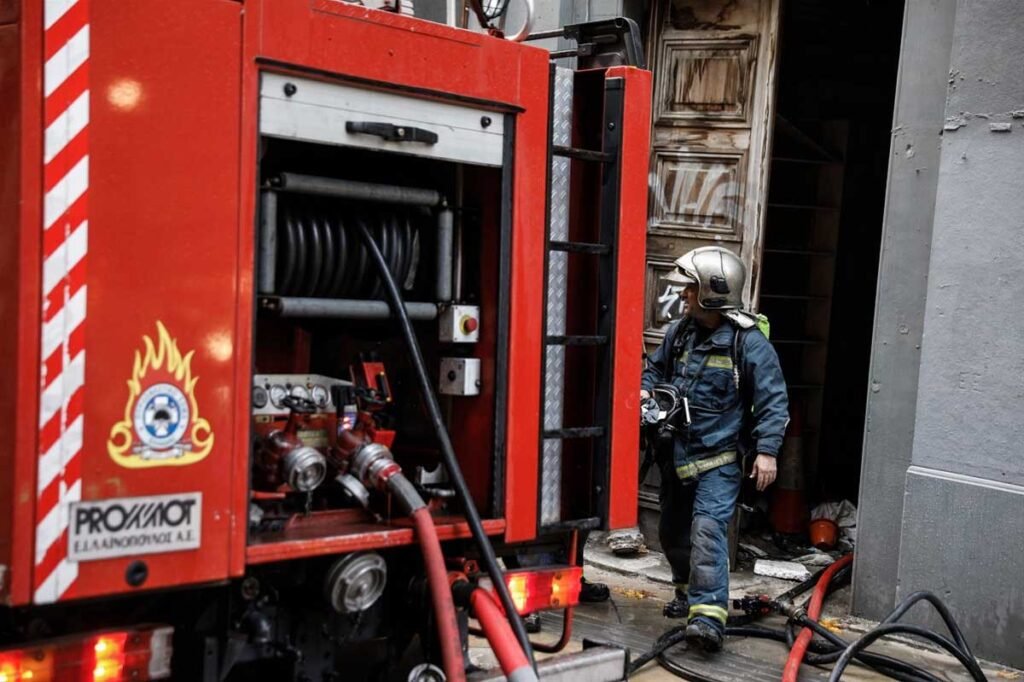 Πάτρα: Φωτιά σε διαμέρισμα στο κέντρο της Πάτρας