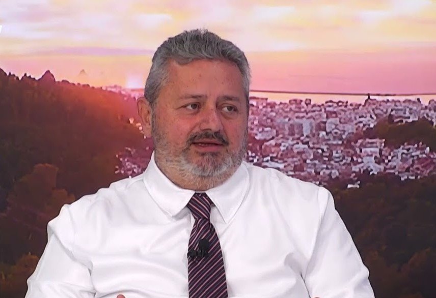 ΠΑΣΟΚ: Στην πρώτη γραμμή ο Γιώργος Καρβουνιάρης