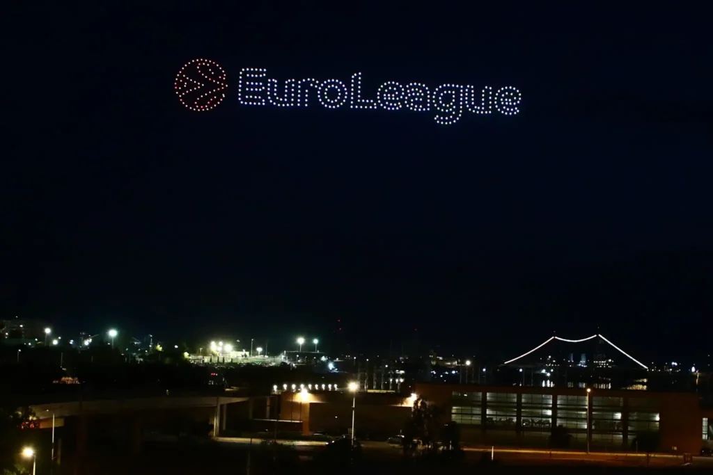 Φαντασμαγορικό το drone show στον ουρανό της Αθήνας στο γκαλά για το Final Four