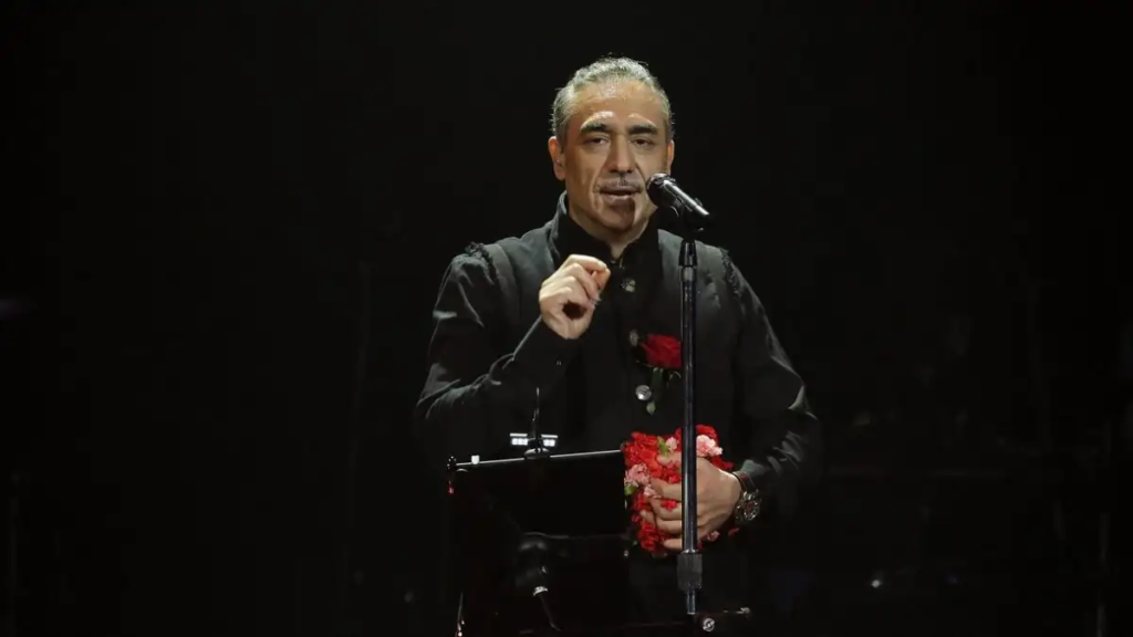 Νότης Σφακιανάκης: Πένθος για τον τραγουδιστή – Πέθανε η αδερφή του