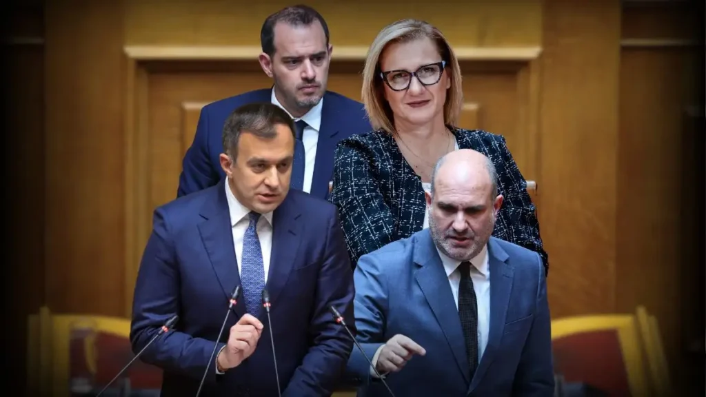 Ανασχηματισμός: Κώτσηρας στο Μεταφορών, Μαρκόπουλος στο Οικονομικών, Χατζηβασιλείου στο ΥΠΕΞ, Σούκουλη στο ΥΠΕΝ – Ορκωμοσία την Παρασκευή. Ο Πατρινός Παύλος Μαρινάκης παραμένει κυβερνητικός εκπρόσωπος.