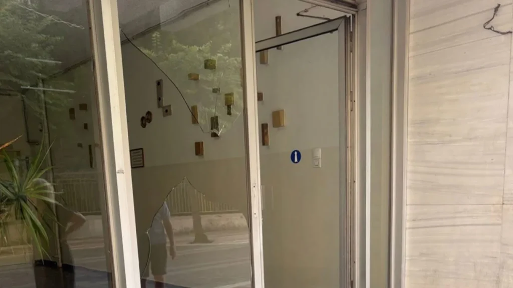 Αγρίνιο: Άγρια επίθεση συντρόφου σε γυναίκα – Τραυματίστηκε στο κεφάλι