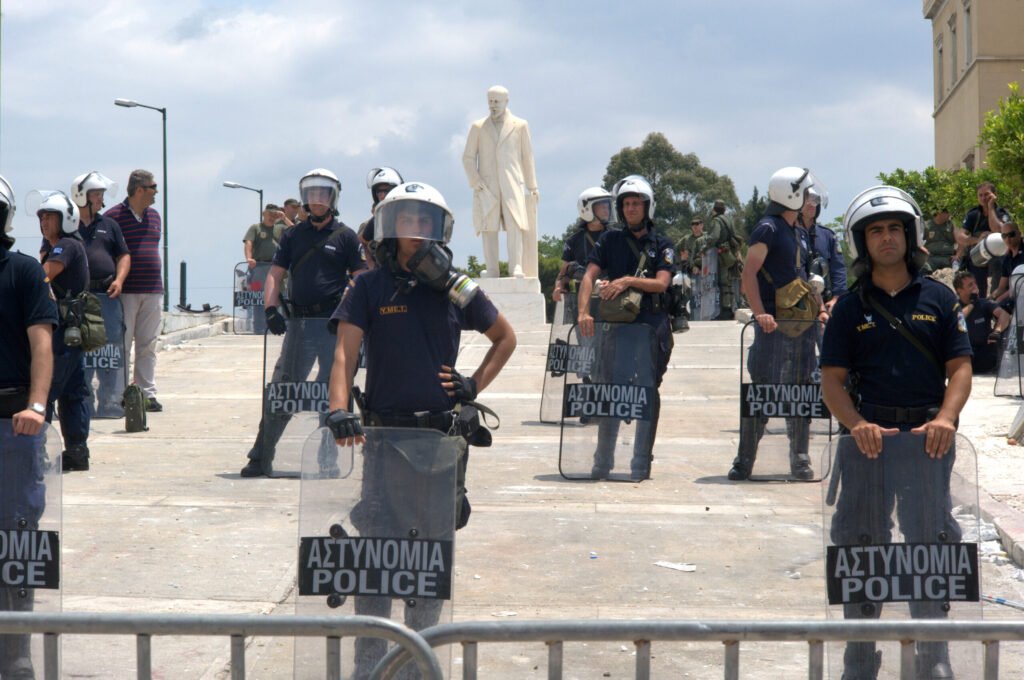 Συλλήψεις στη Δυτική Ελλάδα για κλοπή ρεύματος, ναρκωτικά και ΚΟΚ