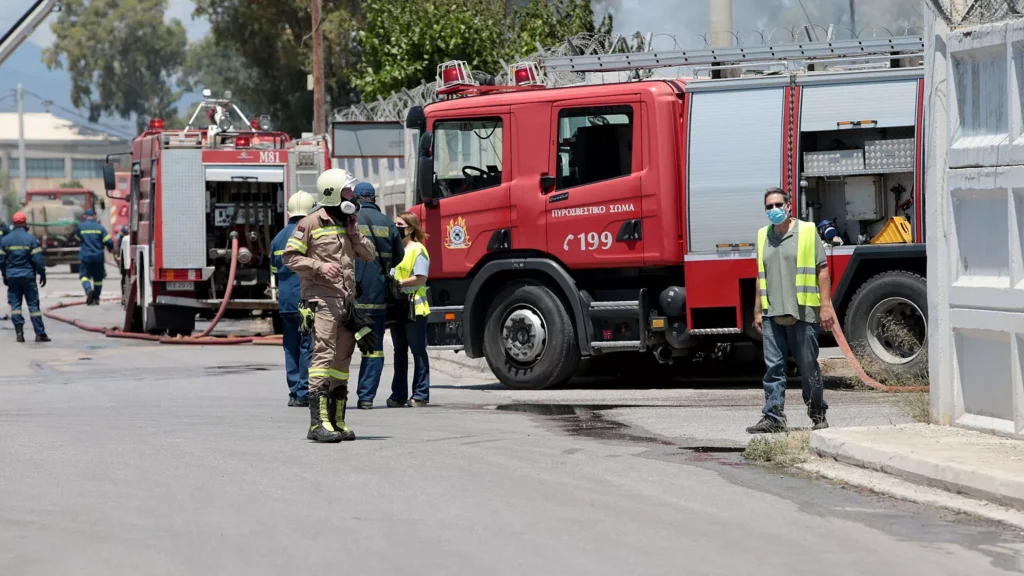 Πολύ υψηλός κίνδυνος πυρκαγιάς σε Αχαΐα, Ηλεία, Αττική, Στερεά