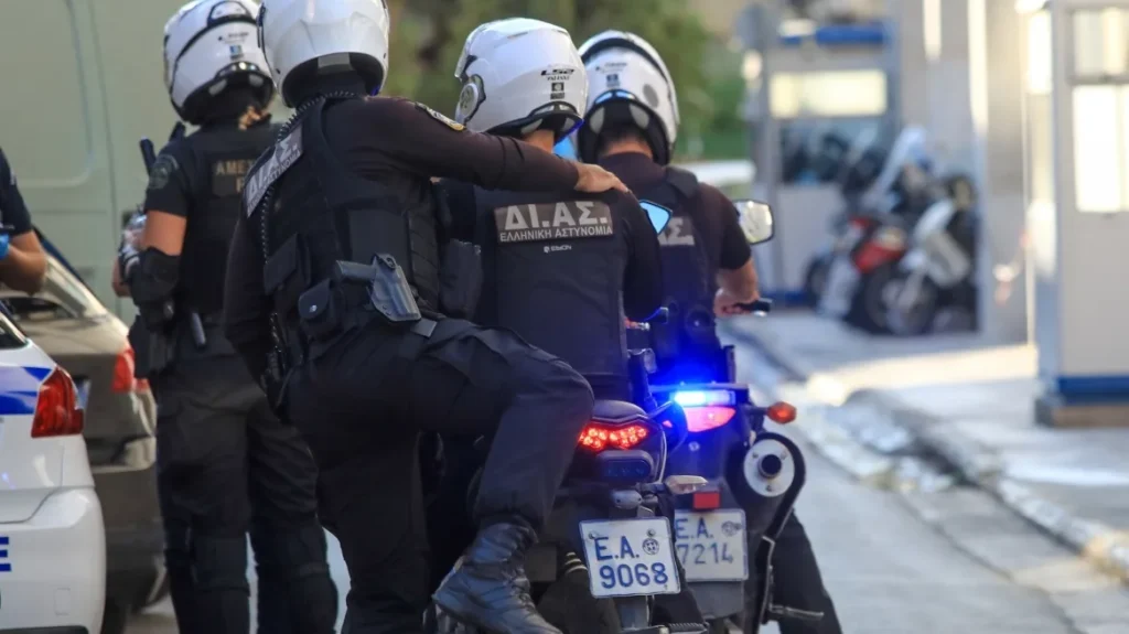 Μεσολόγγι: Συνελήφθησαν 3 ανήλικοι για επίθεση και βίντεο 15χρονου