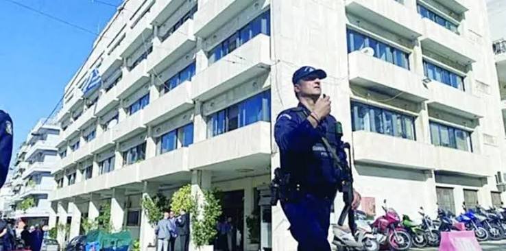 Αχαΐα: Η Αστυνομία προειδοποιεί για απάτες και δίνει συμβουλές Αχαΐα: Η Αστυνομία προειδοποιεί για απάτες και δίνει συμβουλές