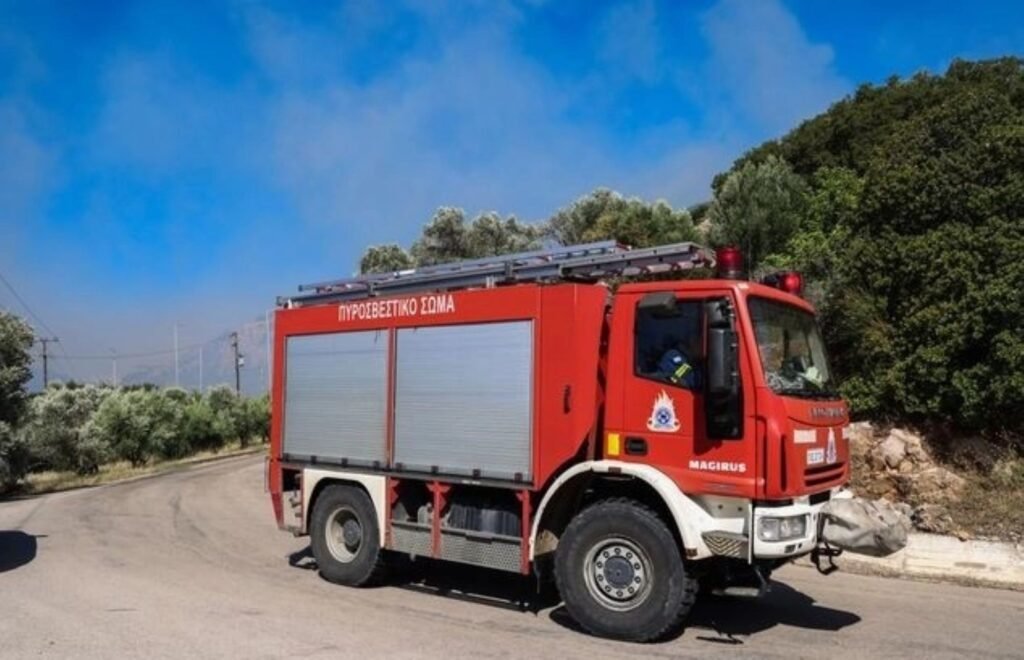 Χαλκιδική: Σοβαρά τραυματισμένος 20χρονος μετά από σύγκρουση με όχημα της Πυροσβεστικής